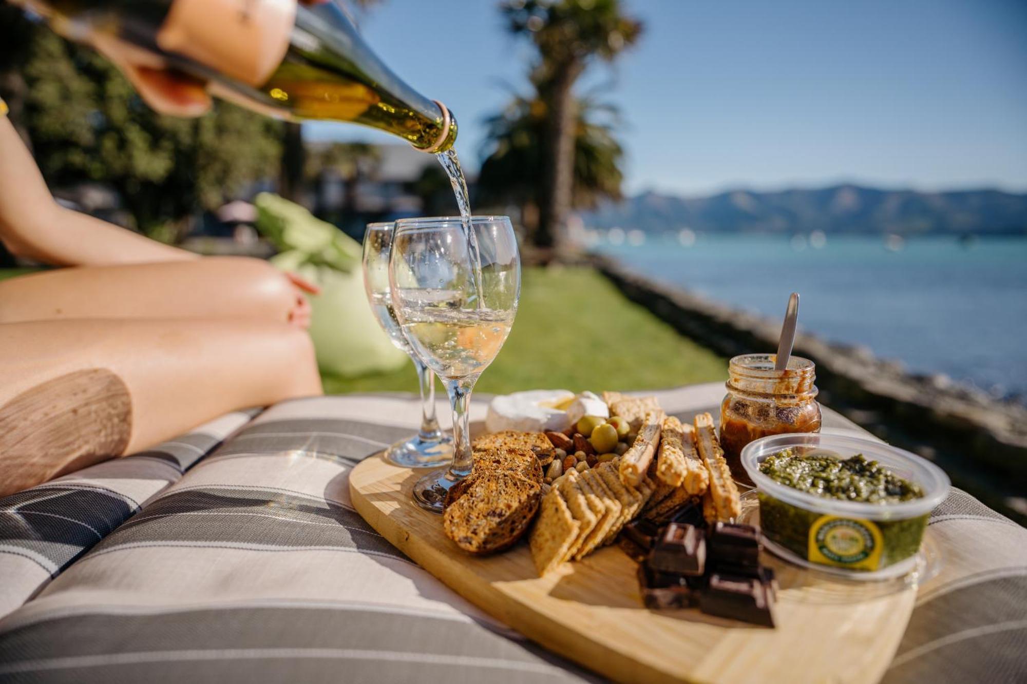 Akaroa Waterfront Motels Zewnętrze zdjęcie